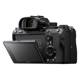 Беззеркальный фотоаппарат Sony ILCE-7M III Body фото