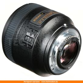 Nikon объективі AF-S 85 mm f/1.8G фото