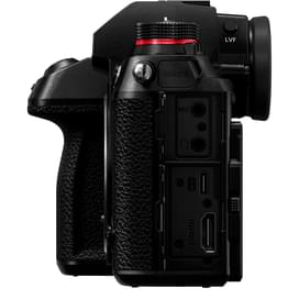 Беззеркальный фотоаппарат Panasonic DC-S1REE-K, Black фото
