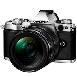 Беззеркальный фотоаппарат Olympus E-M5 Mark II Silver с объективом 12-40 PRO Black фото