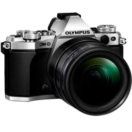 Беззеркальный фотоаппарат Olympus E-M5 Mark II Silver с объективом 12-40 PRO Black фото