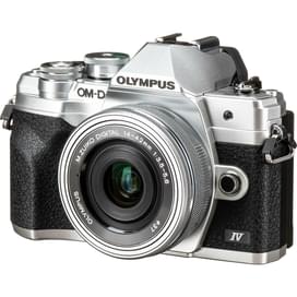 Беззеркальный фотоаппарат Olympus E-M10 Mark IV Silver с объективом 14-42 EZ Silver фото