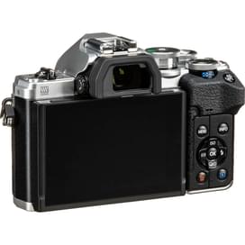 Беззеркальный фотоаппарат Olympus E-M10 Mark IV Silver с объективом 14-42 EZ Silver фото
