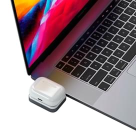 Беспроводное зарядное устройство Satechi, Wireless Charging Dock for AirPods, Space Grey (ST-TCWCDM) фото