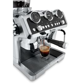 Кофеварка рожковая Delonghi La Specialista EC-9665.M фото