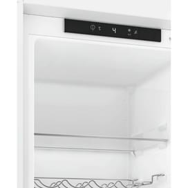 Кіріктірілген тоңазытқыш Hotpoint HBDR 18I фото
