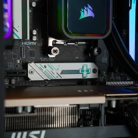 Игровой компьютер TechnoGaming 234(AR7-7800X3D/RTX 5070TI 16GB/D5 32GB/SSD 2TB/B650 Gaming Plus/СЖО/Jonsbo фото
