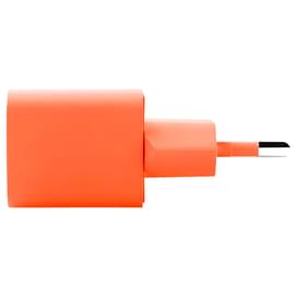 Адаптер и кабель ttec SmartCharger GAN 20W PD Travel Fast Charger + USB-C - USB-C 3A Cable 120cm, Neon Orange фото