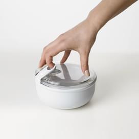 Контейнер для продуктов круглый 1800мл Эла white Rotho 1056901023 фото