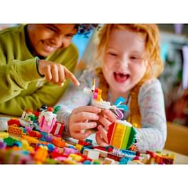 Конструктор LEGO Classic Креативный набор для праздника (LEGO 11029) фото