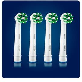 Насадки к зубной щетке Oral-B CrossAction EB50-4, 4 шт. фото