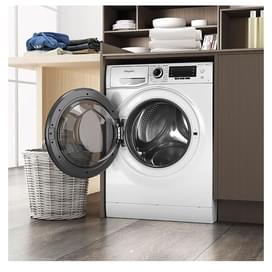 Стиральная машина Hotpoint NSD 7249 D AVE RU фото