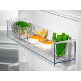 Кіріктірілетін тоңазытқышы Electrolux LND5FE18S фото