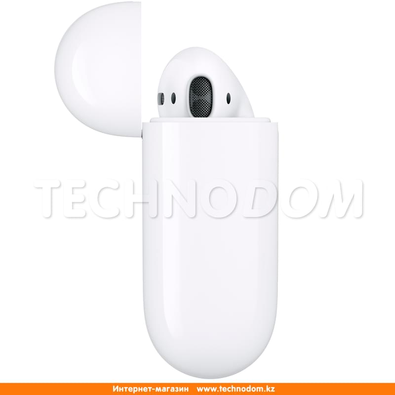 Apple AirPods with Wireless Charging Case